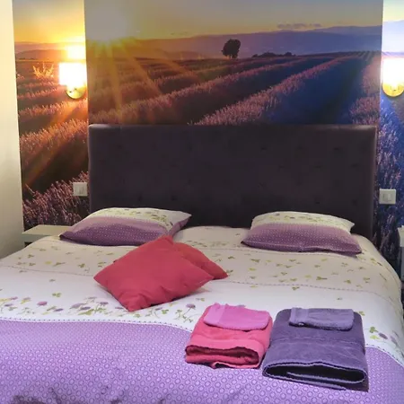 Alojamento de Acomodação e Pequeno-almoço Les Victoriennes Verdun-sur-Meuse