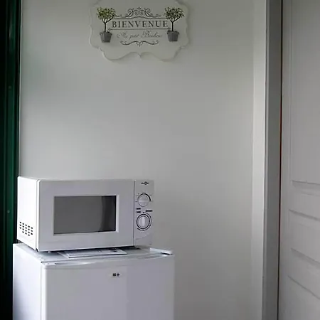 Les Victoriennes Bed & Breakfast 3*