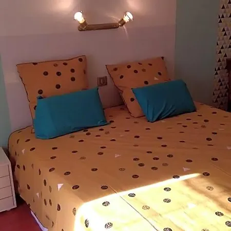 Les Victoriennes Bed & Breakfast