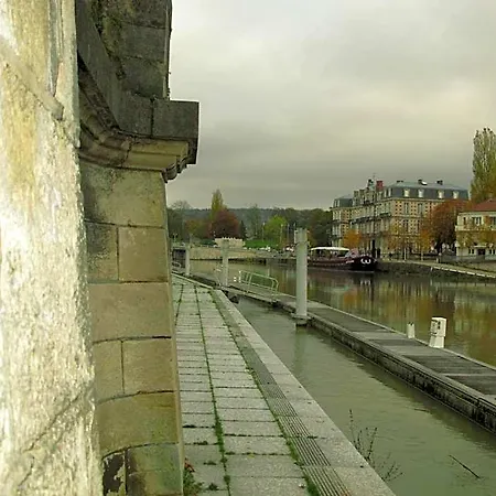 Bed & Breakfast Les Victoriennes Verdun-sur-Meuse