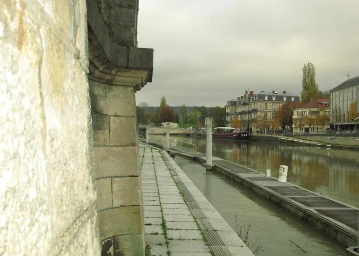 Alojamento de Acomodação e Pequeno-almoço Les Victoriennes 3*